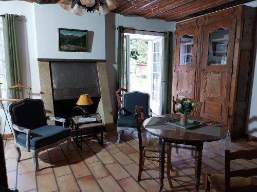 Gîte du Moulin du Ponceau (Gite du Moulin du Ponceau) in Рубелле