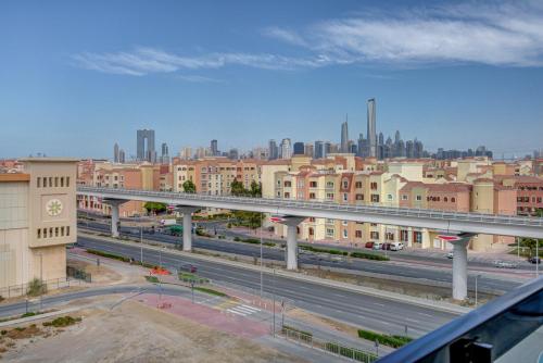 Mira Holiday Homes -Newly 2 bedroom close to metro., Dubai (foto 9)