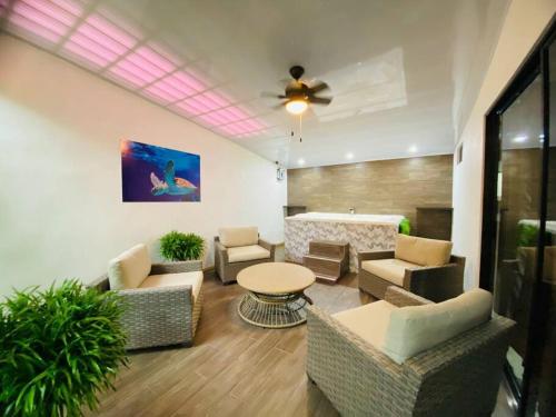 . Bernis House with Jacuzzi