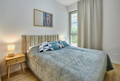 One-Bedroom Apartment image 8