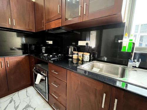 Oceans Luxury Apartment - main image