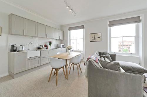 Large & Wonderful 1 Bed, Pimlico, London (photo 5)