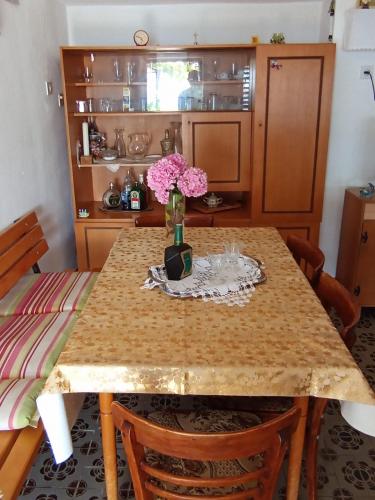 Rustic house Hutovo Blato in Humac