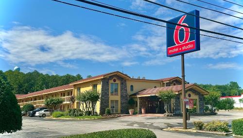 Motel 6 Huntsville AL University Dr. in Huntsville, USA