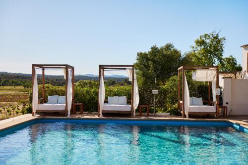 VILASIRA ( Rooms & Wines ) in Venta del Moro