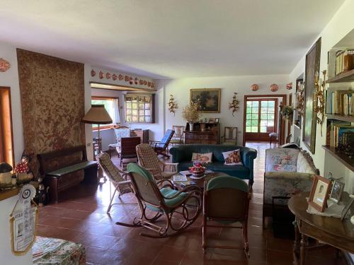 Koplietošanas atpūtas telpa ar TV, Agriturismo La Casa sul Poggio in Santo Stefano d'Aveto