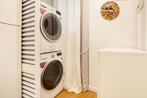 Apartment with Balcony image 10