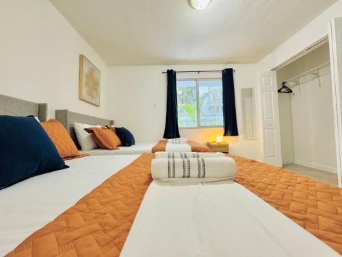 New! Top Location King Bed Free Parking in Miami, USA