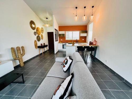 Grand T2 moderne à 5 min de la ville - Location saisonnière - Cayenne