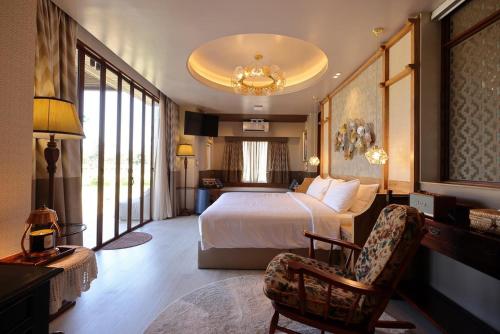 room detail thumbnail 0