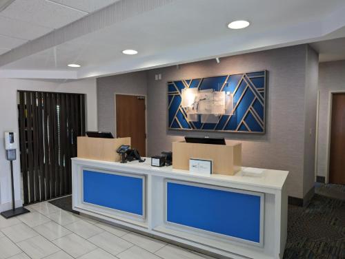 Holiday Inn Express Hotel & Suites El Dorado By IHG - 숙소 외관