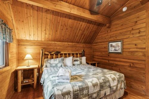 Lost Horse Lodge King Cabin 9 in Darby (MT)