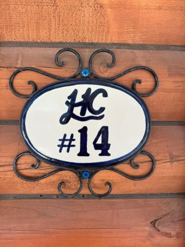 Lost Horse Lodge Double Queen Cabin 14 in Darby (MT)