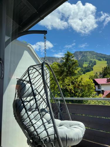 Bergnest Iseler mit Panoramablick