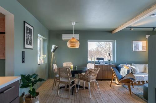 Oceanfront Cabin Oceanfront Cabin