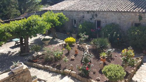 Mas de la berlusiere chambres d hotes en ardeche du sud