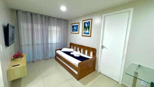 2 bedrooms, 5 beds