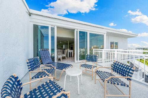 Jamaica Royal Beachfront by Beachside Management - image 10