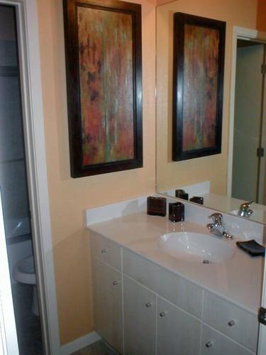 Las Verandas #204 close to Clayton's beach bar