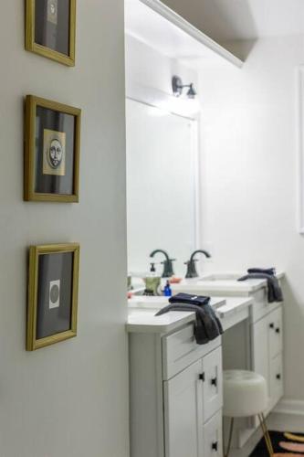 Minutes to Opry, Airport & Broadway