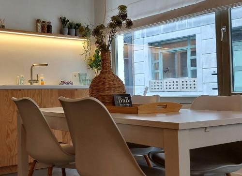 Cosy & modern historical cottage in old town - Leon 4P, Amberes (foto 2)
