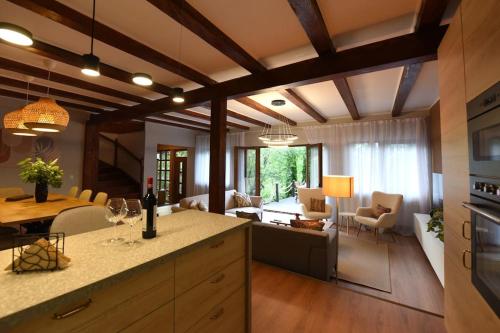 DAY DREAM HOUSE - pur si simplu minunata! Rezerva acum! in Podu Lung