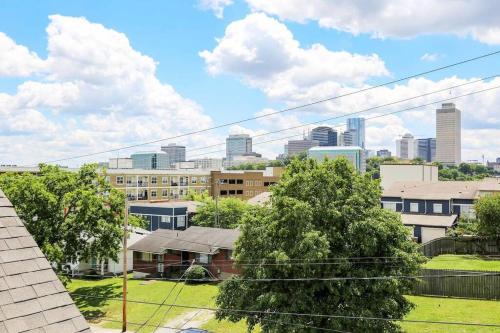 Rooftop, Walk to Restaurants, Printers Alley, Downtown in Nashville, USA