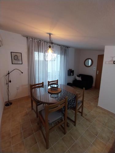 Two-Bedroom Apartment with Terrace image 7