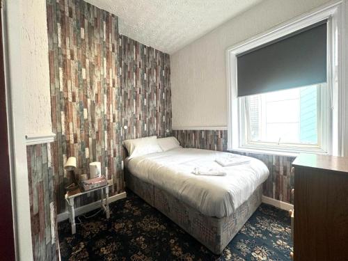 Tower Central hotel Albert Road – Blackpool