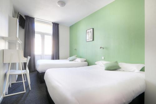 Twin room, family