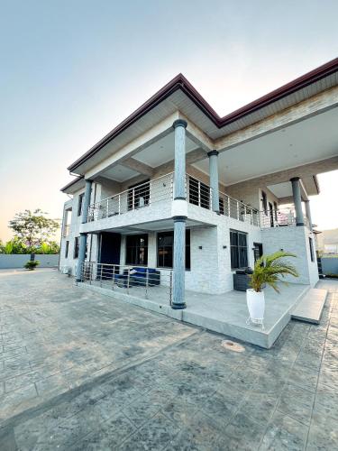 Piano and Gold Collections, Danfa in 阿布里