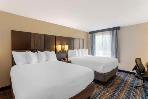 Best Western Plus Fairfield Hotel Room Type - Queen Room with Two Queen Beds - Non-Smoking