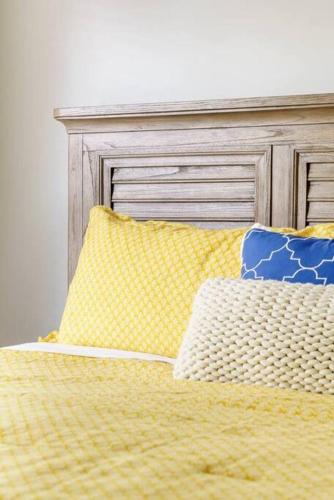 Southern Charm Downtown, Walk to Farmers Market & in Nashville, USA