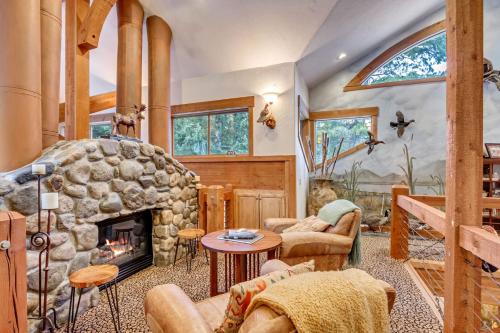 Sundance Splendor- 5-Bed Cabin Oasis with Majestic Mountain Views Sundance Splendor- 5-Bed Cabin Oasis with Majestic Mountain Views