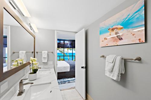 Apartment with Sea View image 9