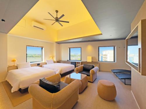 room detail thumbnail 1