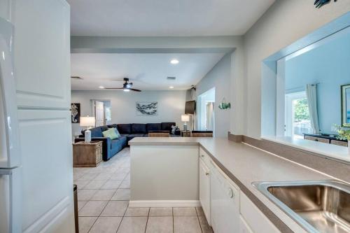 Angler's Retreat! in Bokeelia