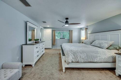 Angler's Retreat! in Bokeelia