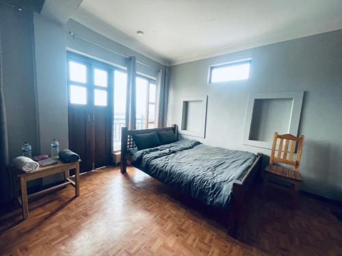 Pasne Aajako Hotel in 반디푸르