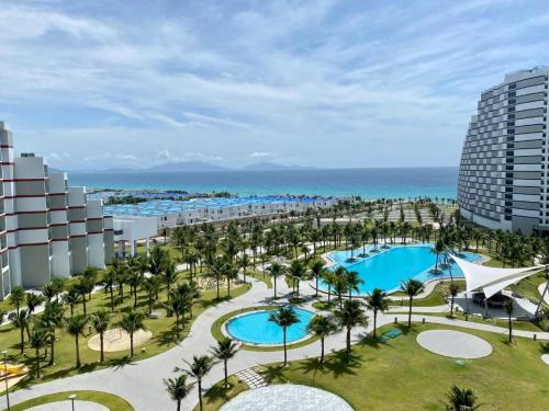 Happy Beach Seaview Hotel - The Arena Cam Ranh Resort