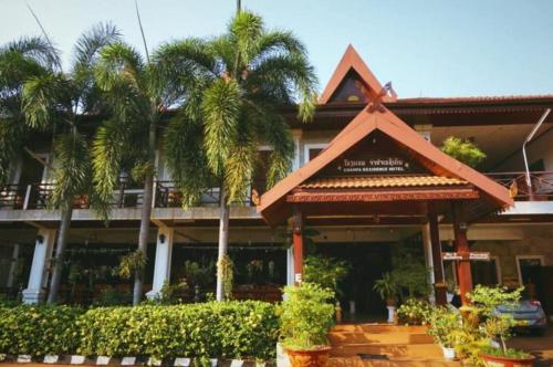 Champa Residence Hotel · Pakxe