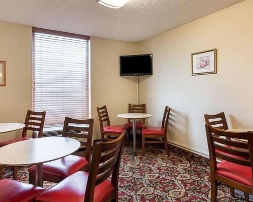Econo Lodge Near Quantico Marine Base thumb 4