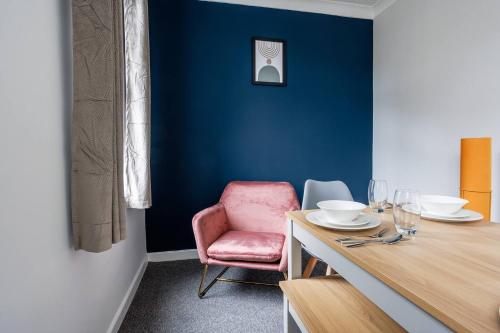 Spacious And Homey 3 Br Home Spacious And Homey 3 Br Home