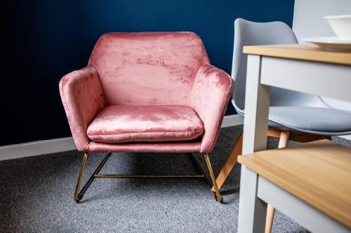 Spacious And Homey 3 Br Home Spacious And Homey 3 Br Home