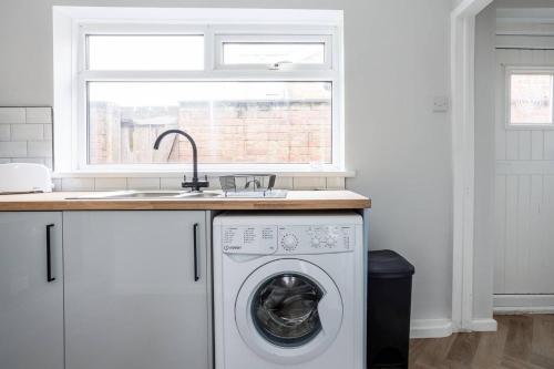 Spacious And Homey 3 Br Home Spacious And Homey 3 Br Home