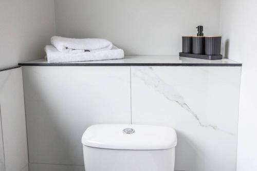 Spacious And Homey 3 Br Home Spacious And Homey 3 Br Home