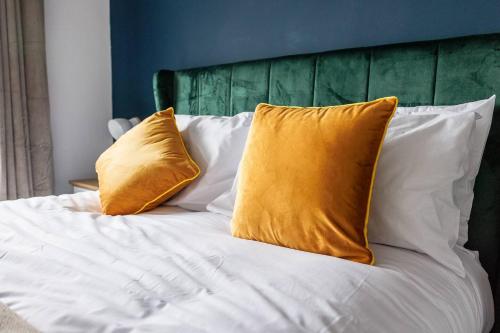 Spacious And Homey 3 Br Home Spacious And Homey 3 Br Home