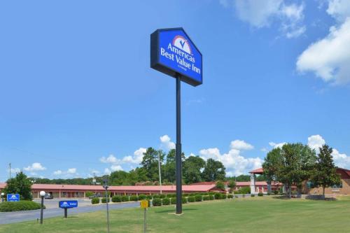 . Americas Best Value Inn Batesville
