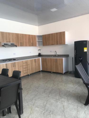 Casa Acacías Meta con Piscina y Jacuzzi (Casa Acacias Meta con Piscina y Jacuzzi) in Acacias