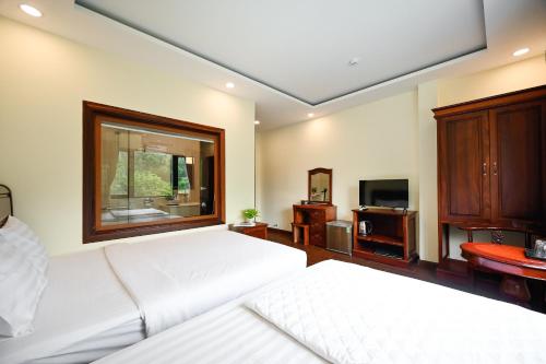 room detail thumbnail 0